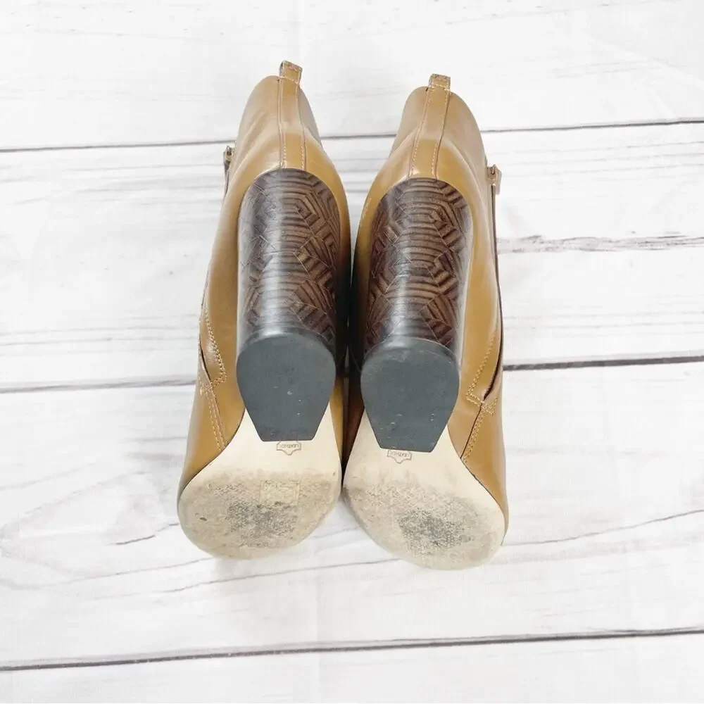 Tory Burch Women's Grove Cap Toe‎ Tan Block Heels Toe Boots Size 8